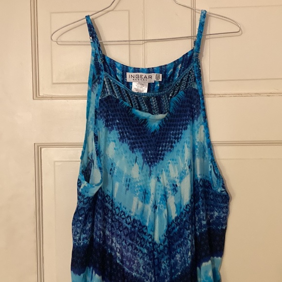 Ingear Resort Dress. - Picture 4 of 4